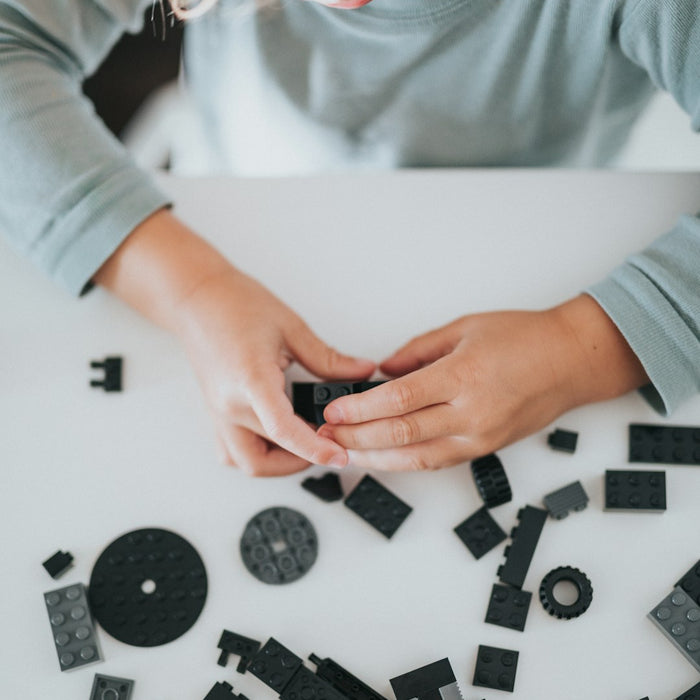 The Connection Between Educative Toys and Early Literacy Skills